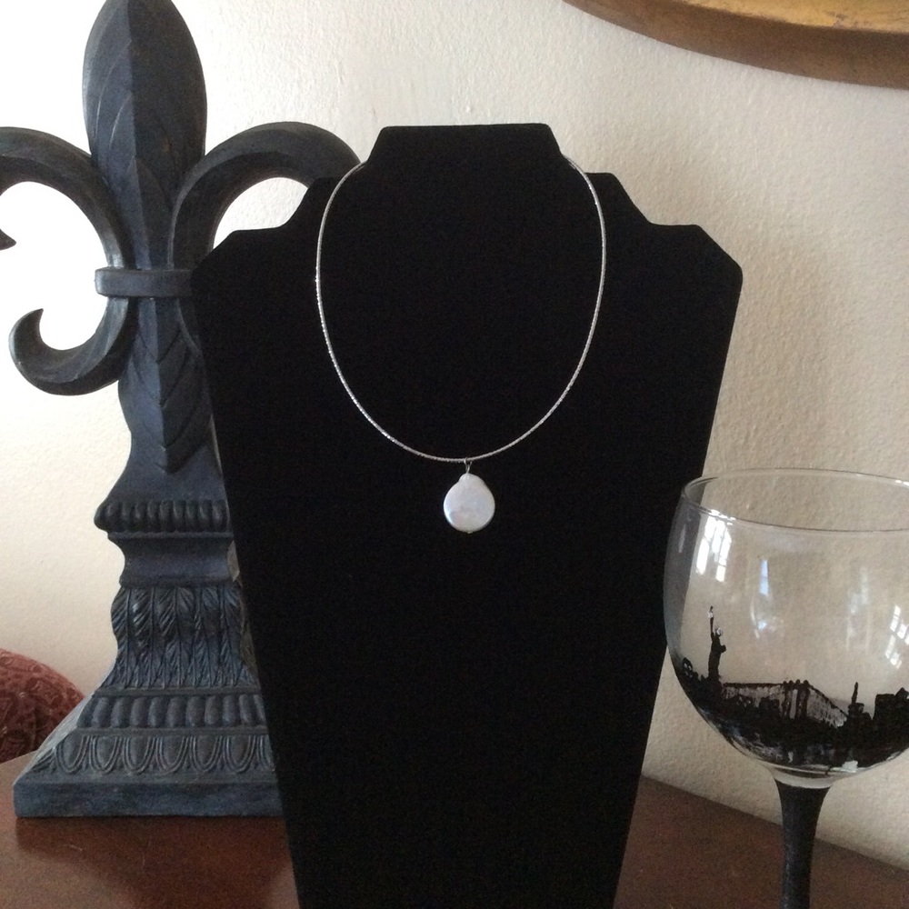 Mother of pearl necklace